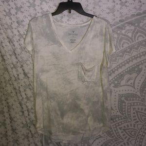 American Eagle t shirt